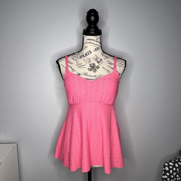 Swim Solutions (10) Textured Underwire Tankini Top, Created for Macy's35 - Picture 13 of 13